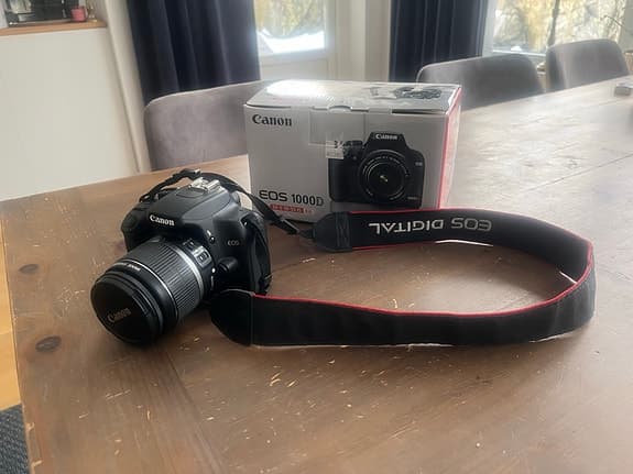 Canon EOS 1000D Digital systemkamera