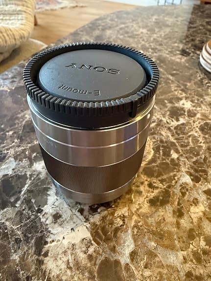 Sony E 50mm f/1.8 OSS Objektiv