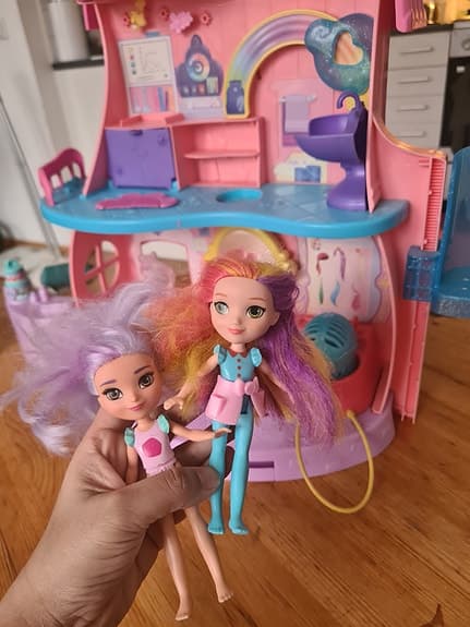 Mattel Nickelodeon Sunny Day – Sunny’s Fan-tastic Salon Playset