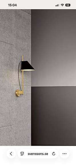 Vägglampa Yuh av Louis Poulsen