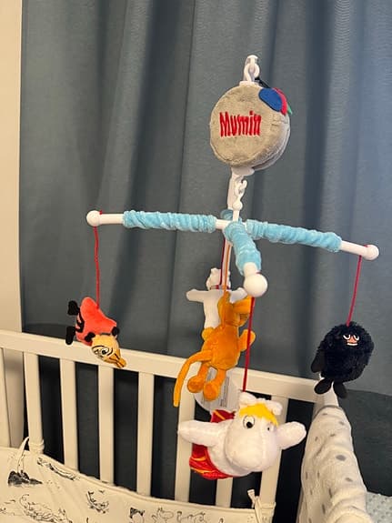 Mumin barnmobil med mjuka figurer
