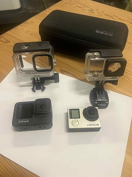 GoPro HERO4 och GoPro HERO9 kameror med tillbehör