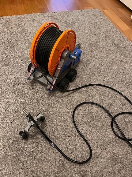Bruder Street Cleaning BS 100 och Bruder vattenslang