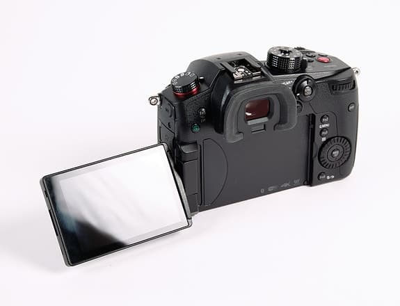 Panasonic Lumix GH5S nyskick med tillbehör