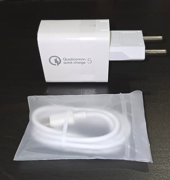 Super fast charger 65W laddare NY Qualcomm Quick Charge 5  NEW