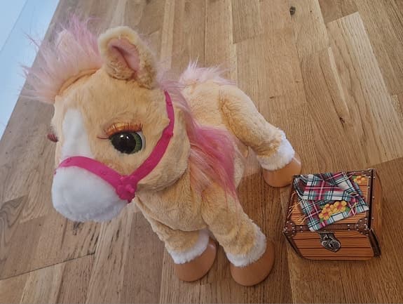 FurReal My Little Pony mjukisdjur med rosa man och svans
