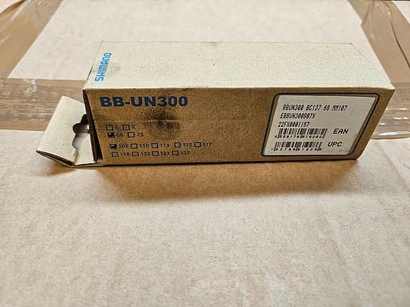 Shimano BB-UN300 68 107mm