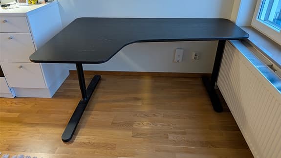 Ikea hörnskrivbord