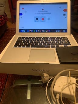 Mac Book Air 13 tum silver