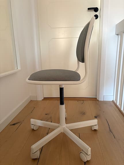 IKEA ÖRFJÄLL kontorsstol för barn
