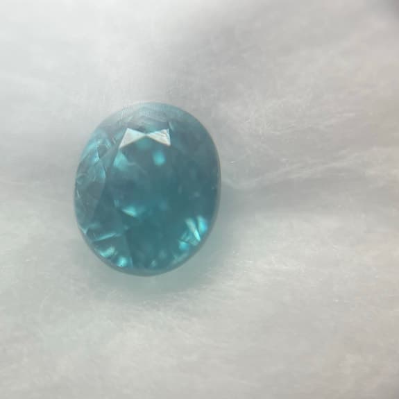 Blå Zircon 2.59 ct Cambodja