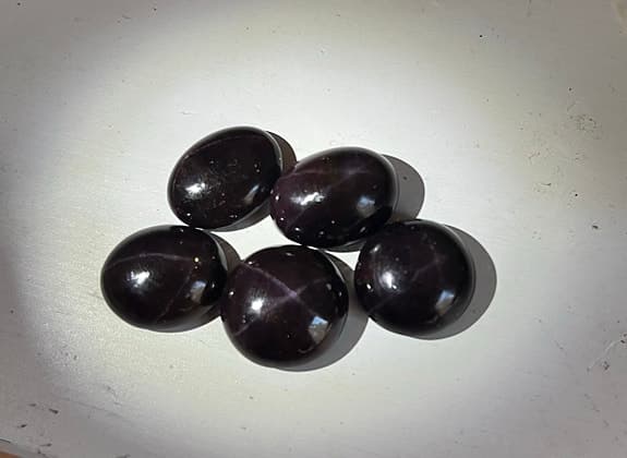 Stjärngranat 126.95 ct Indien