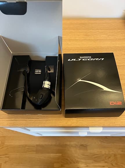 Shimano Ultegra ST-R8060 Växelreglage vänster & höger 11-delad