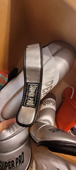 Benskydd för Thaiboxing och Kickboxing