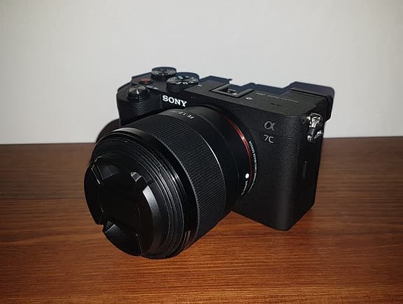 Sony A7C + FE 1.8-50mm - Nyskick