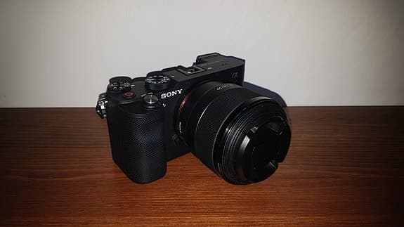 Sony A7C + FE 1.8-50mm - Nyskick