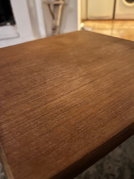 Nyrenoverat vintage sidobord