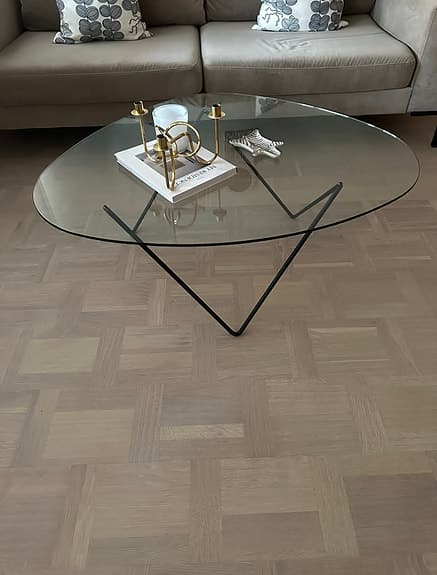 Soffbord från GUBI