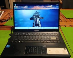 ASUS e410k 14” bärbar dator