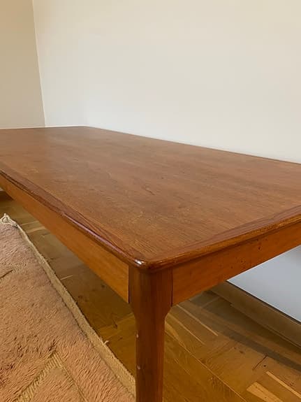 Soffbord i teak
