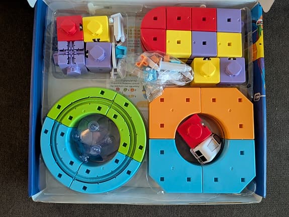 DIY Cube Track Car 51 delar för barn - som nya
