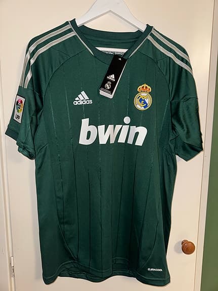 Fotbollströjor Orginal skick oanvända (3 olika)