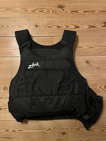 Zhik flytväst storlek M