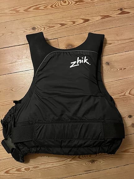 Zhik flytväst storlek M