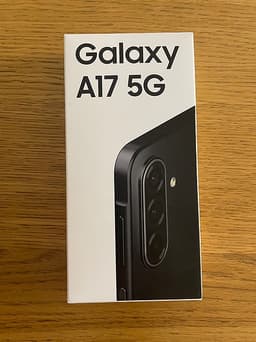 Oöppnad Samsung Galaxy A17 5G mobiltelefon 128 GB