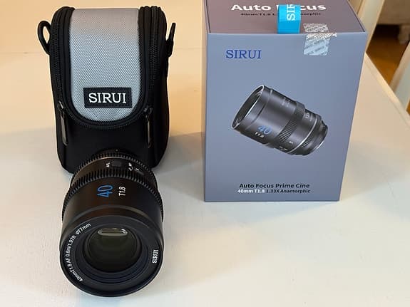 SIRUI 40mm T1.8 1.33x Anamorphic objektiv till Sony E