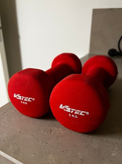 V3Tec 2 kg hantlar röd