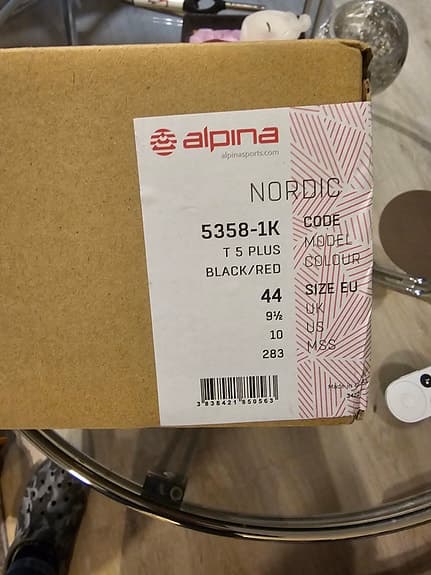 Nya skidpjäxor Alpina T5 Plus stl 44 år 2025