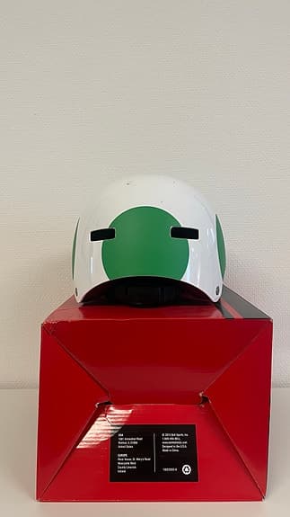 Bell Skatehjälm Vit och Grön