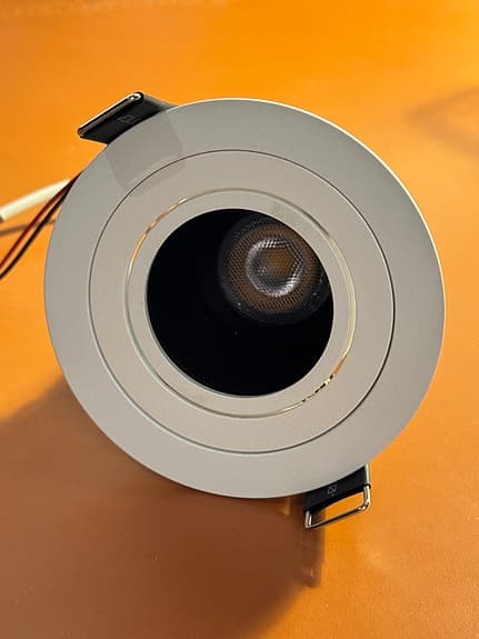 3st infällda downlights LED från Hide-a-Lite (nya)