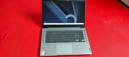 Lenovo idapad 3 Chromebook Laptop