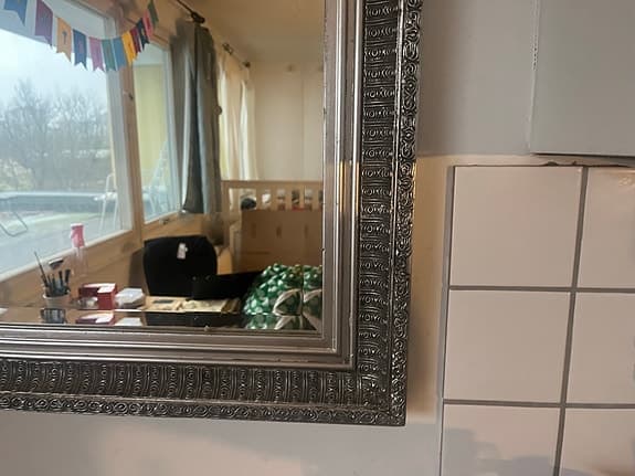 &Tradition spegel med dekorativ ram