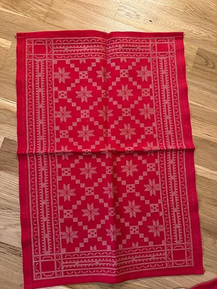 Oanvända! Ekelund linne-handdukar. Slutsåld klassiker. Alla 400.
