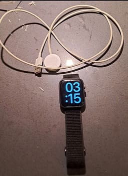 Apple watch se3ie 4 nike+