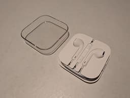 Apple EarPods