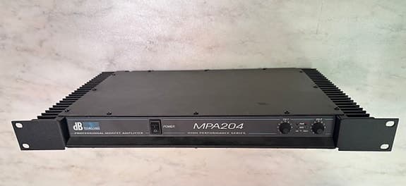 Förstärkare slutsteg dB Technologies MPA204
