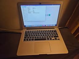 Apple MacBook Air laptop 2015