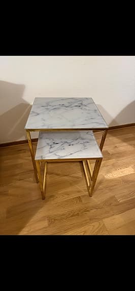 &Tradition sidobord med marmorskiva och guldfärgad metallram