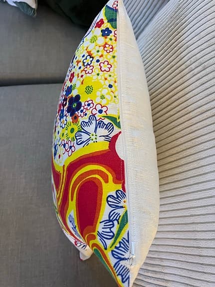 Komplett kudde/ Framsida i tyg från Svenskt Tenn- Nippon