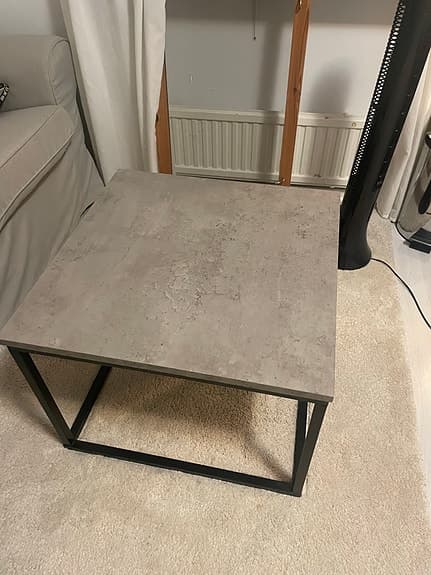 IKEA Holger Strøm soffbord betongfärgad svart ram