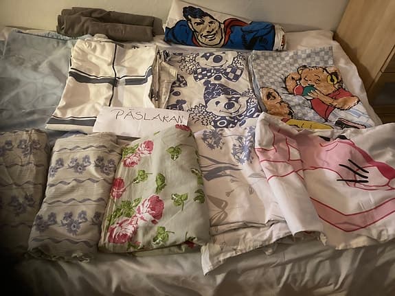 Påslakan, drapålakan, örngott, filtar, kuddar, FrotteöverdragMadrasskydd, dynor