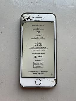 iPhone 8 (Vit) - fungerade med trasig skärm