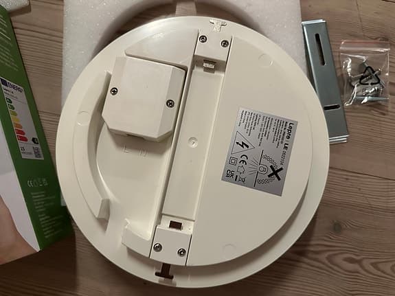 WiFi-styrd LED-plafond – dimbar & färgstyrd (Lepro LE)