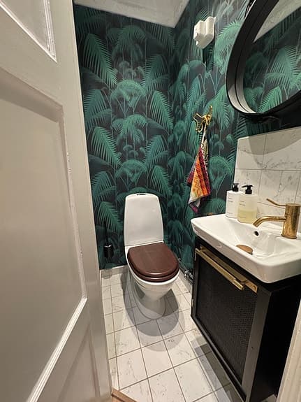 Gubi, Adnet Spegel Rund 45 cm, Svart