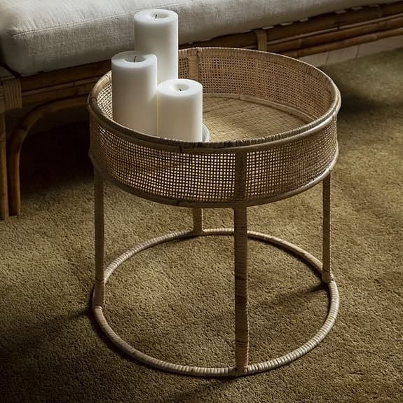 Slutsålt rottingbord från Granit ~ Surabaya serien