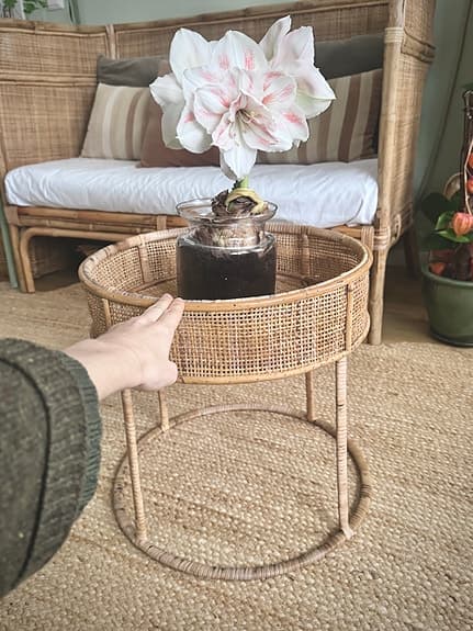 Slutsålt rottingbord från Granit ~ Surabaya serien